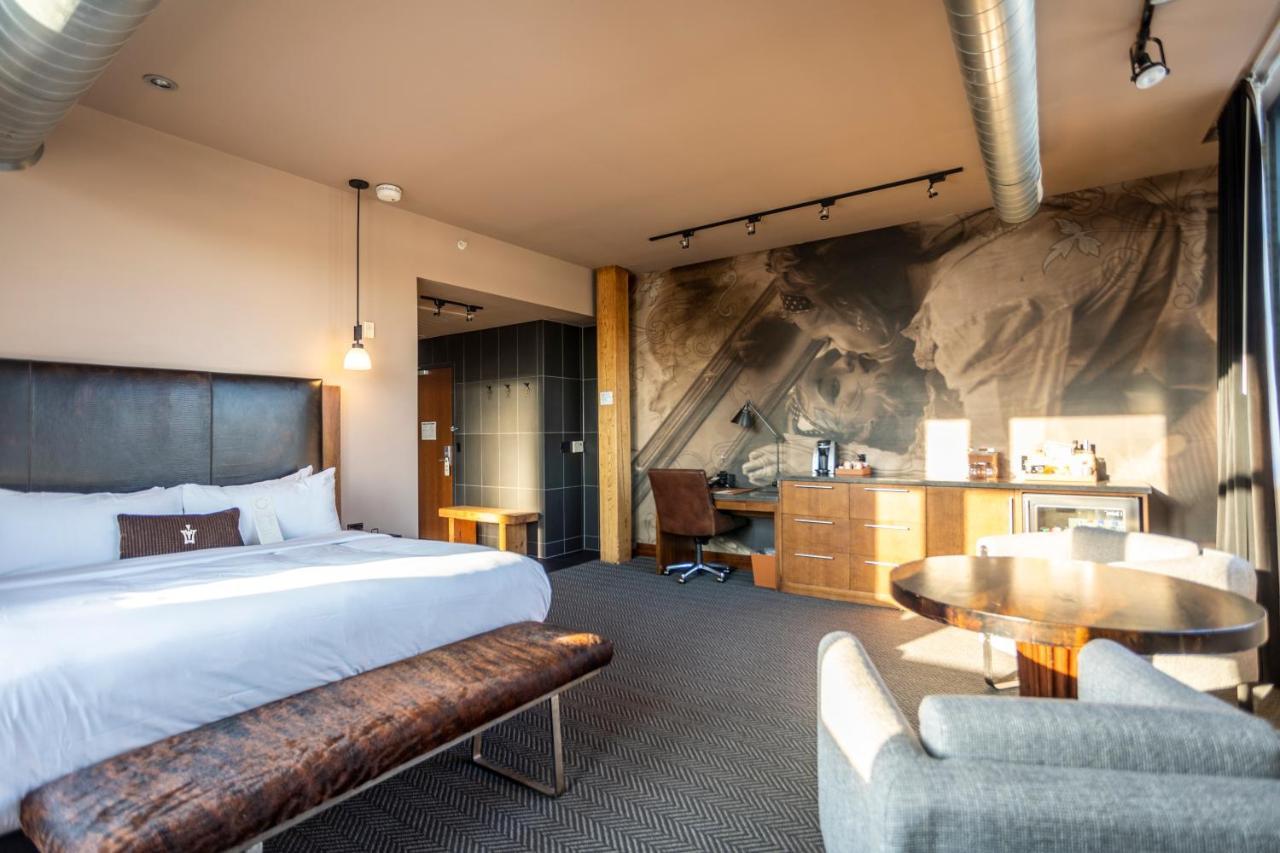The Iron Horse Hotel (Adults Only) Milwaukee Extérieur photo