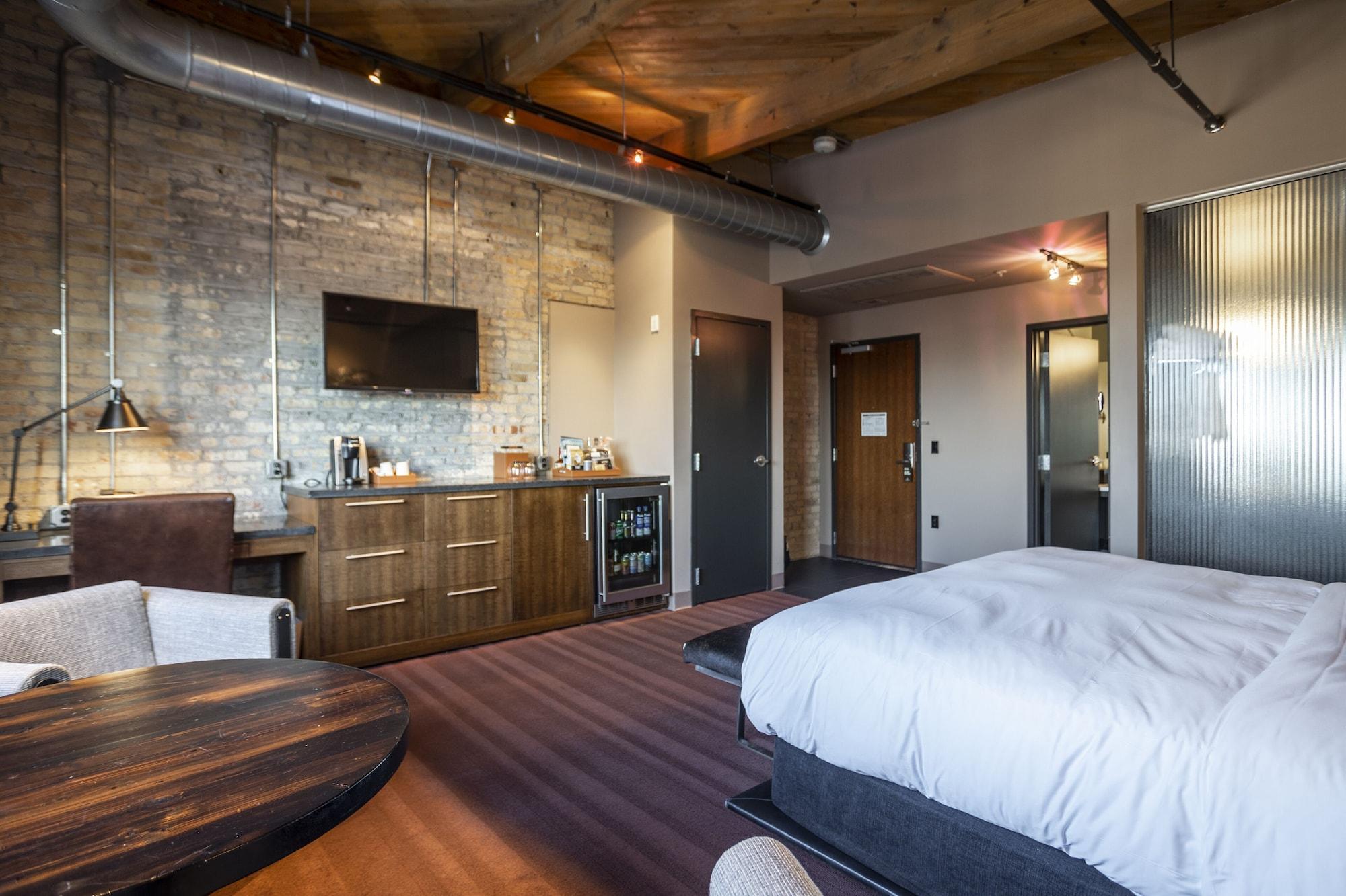 The Iron Horse Hotel (Adults Only) Milwaukee Extérieur photo
