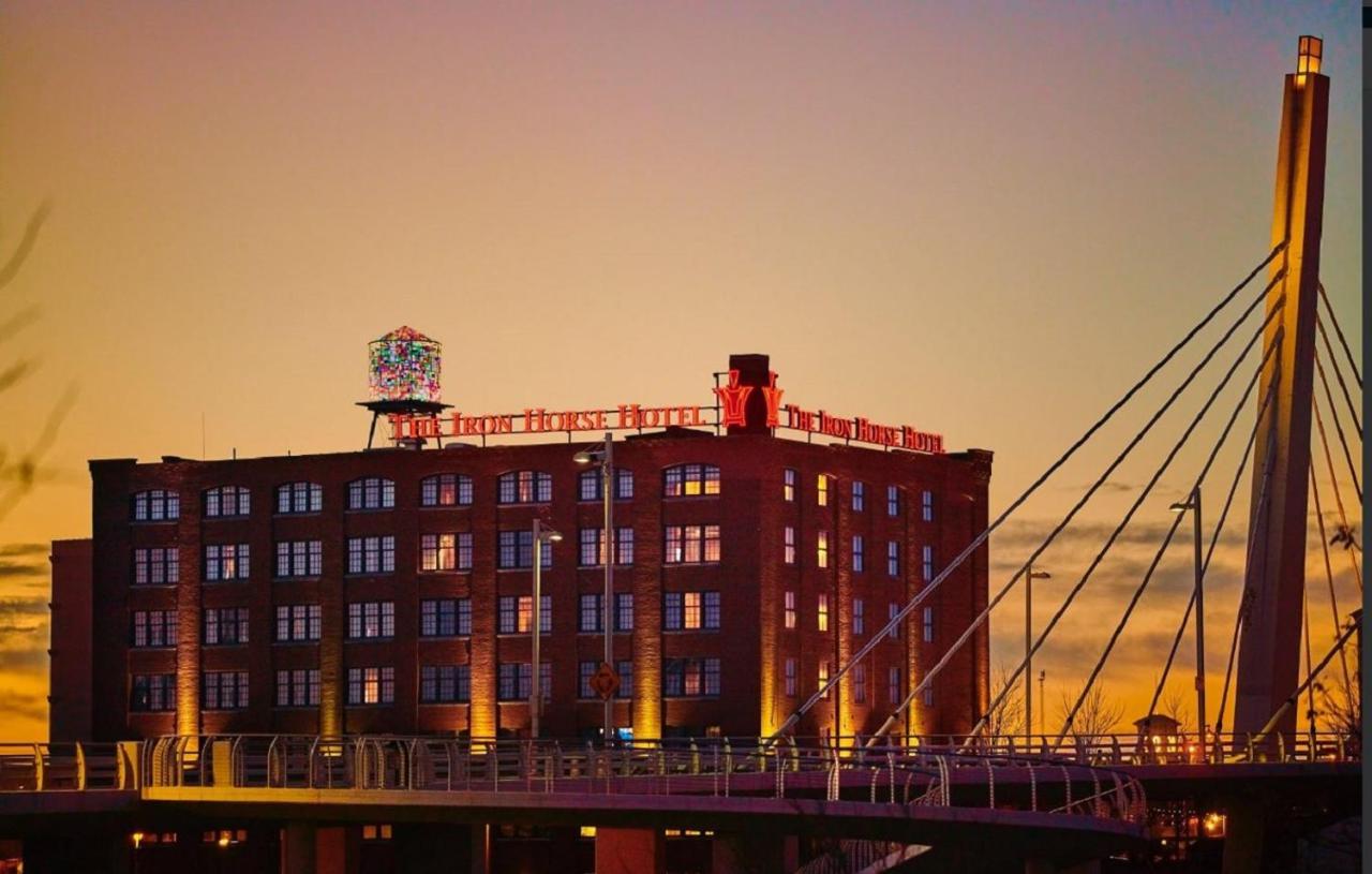 The Iron Horse Hotel (Adults Only) Milwaukee Extérieur photo